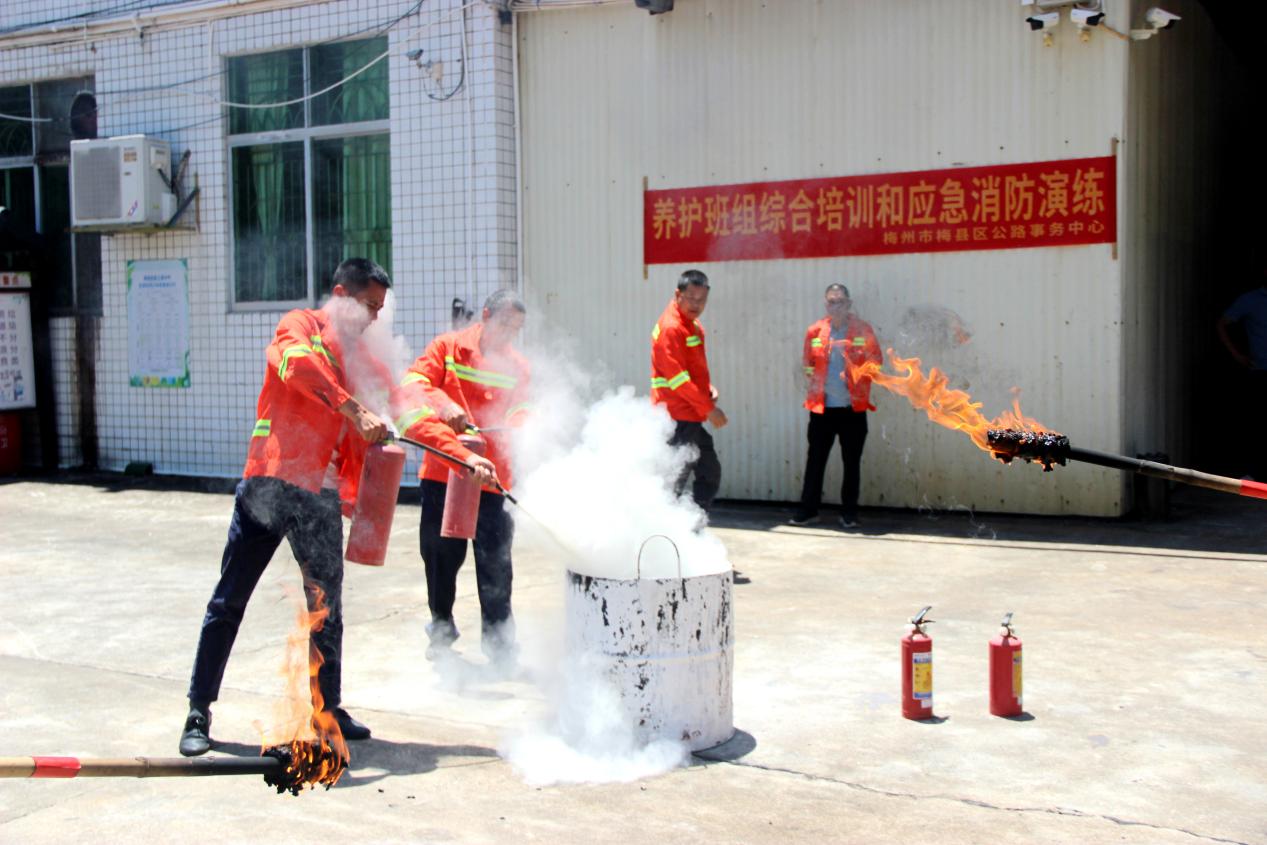 2025.6.10以训促学强技能 以行践学固安全.docx_5